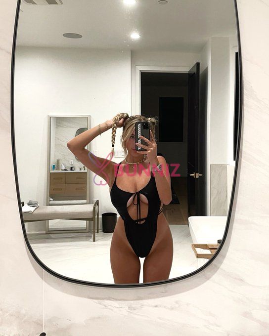 Murielle Honey 🍯😍